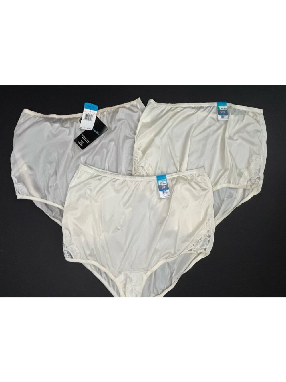 Vanity Fair Perfectly Yours Lace Nouveau Brief 13001 9/2XL 3pr Candleglow NWT